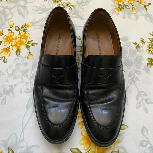 Johnston & Murphy Size 9.5 Black Loafers - Picture 1 of 9